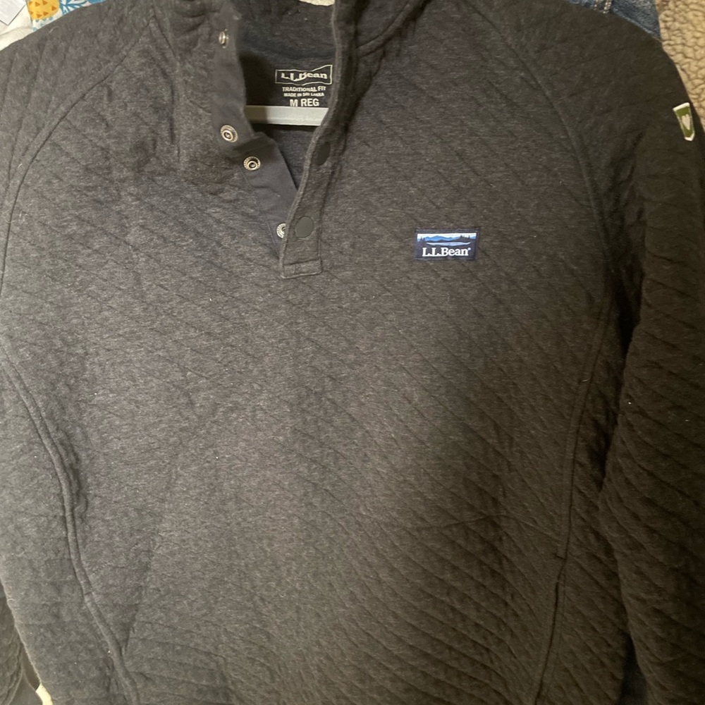 L.L. Bean Gray Quilted Pullover